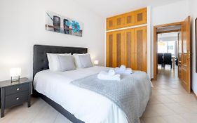 Sea-Front 1' Min! - Apartment With Ac & Wifi